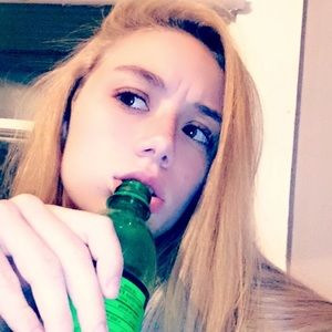 Meet your Posher, Hailey